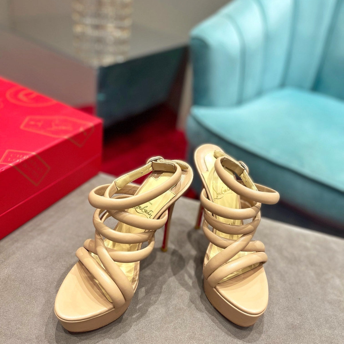 Mila's Edit - High-Quality Designer Products for You - AFFORDABLE LUXURY HEELS - 7955