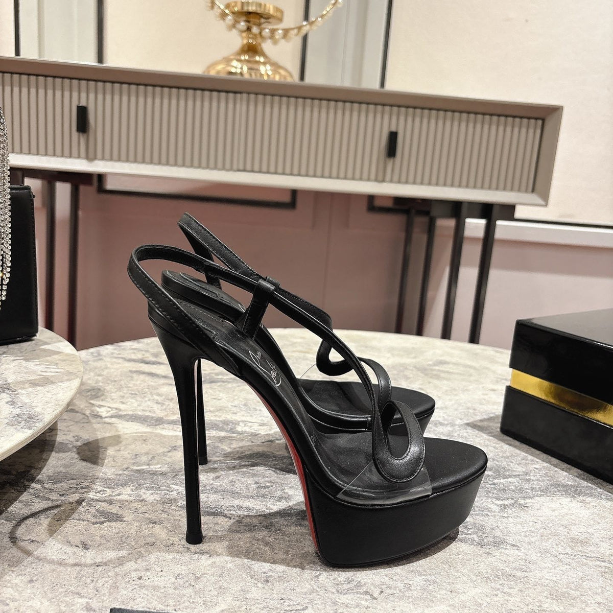 Mila's Edit - High-Quality Designer Products for You - AFFORDABLE LUXURY HEELS - 8295