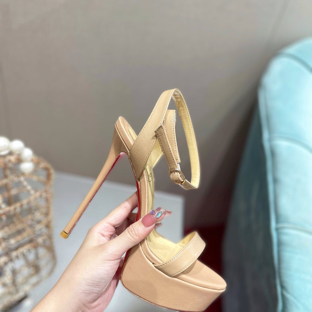 Mila's Edit - High-Quality Designer Products for You - AFFORDABLE LUXURY HEELS - 7959