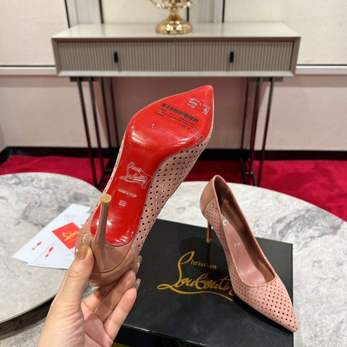Mila's Edit - Best High-End Brands in One Place - AFFORDABLE LUXURY HEELS - 8093