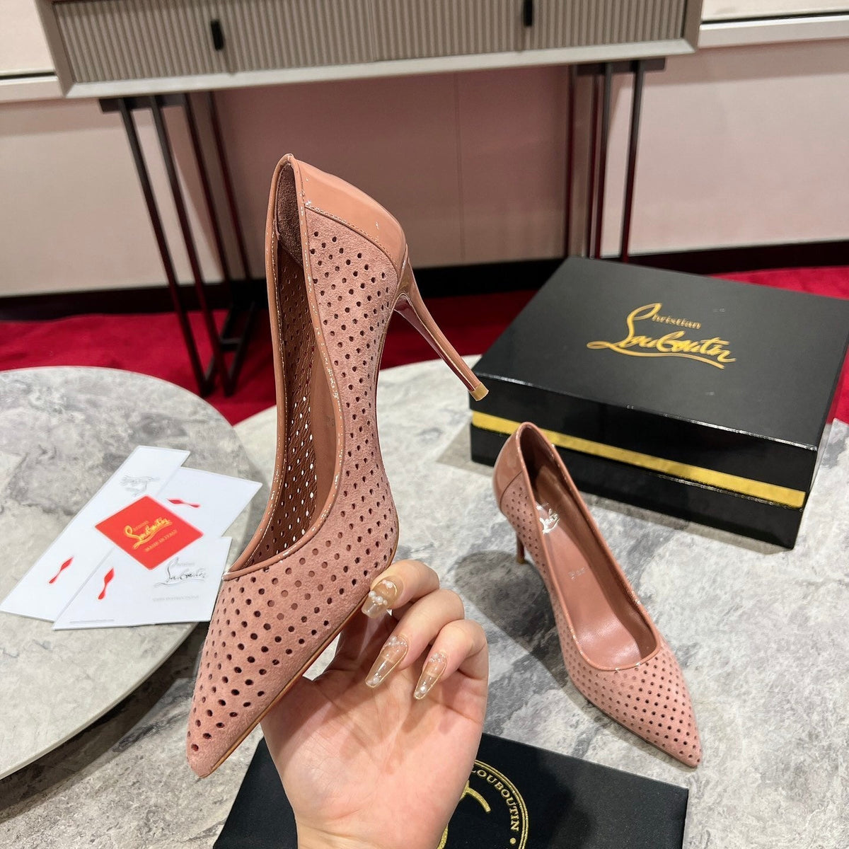 Mila's Edit - Best High-End Brands in One Place - AFFORDABLE LUXURY HEELS - 8093