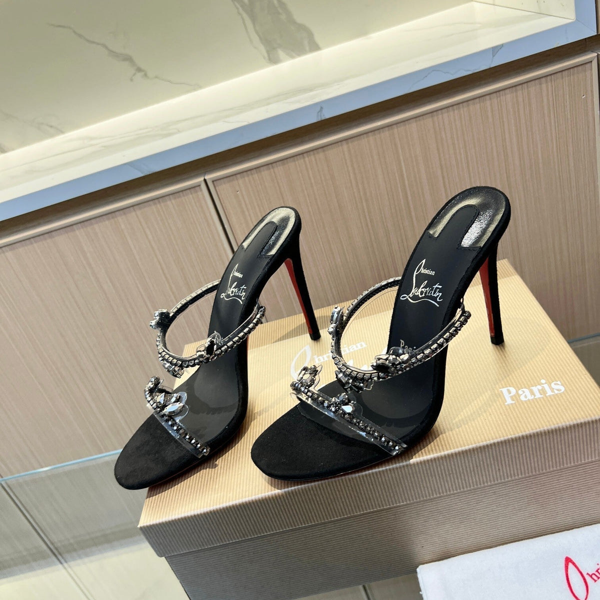 Mila's Edit - Best High-End Brands in One Place - AFFORDABLE LUXURY HEELS - 8005