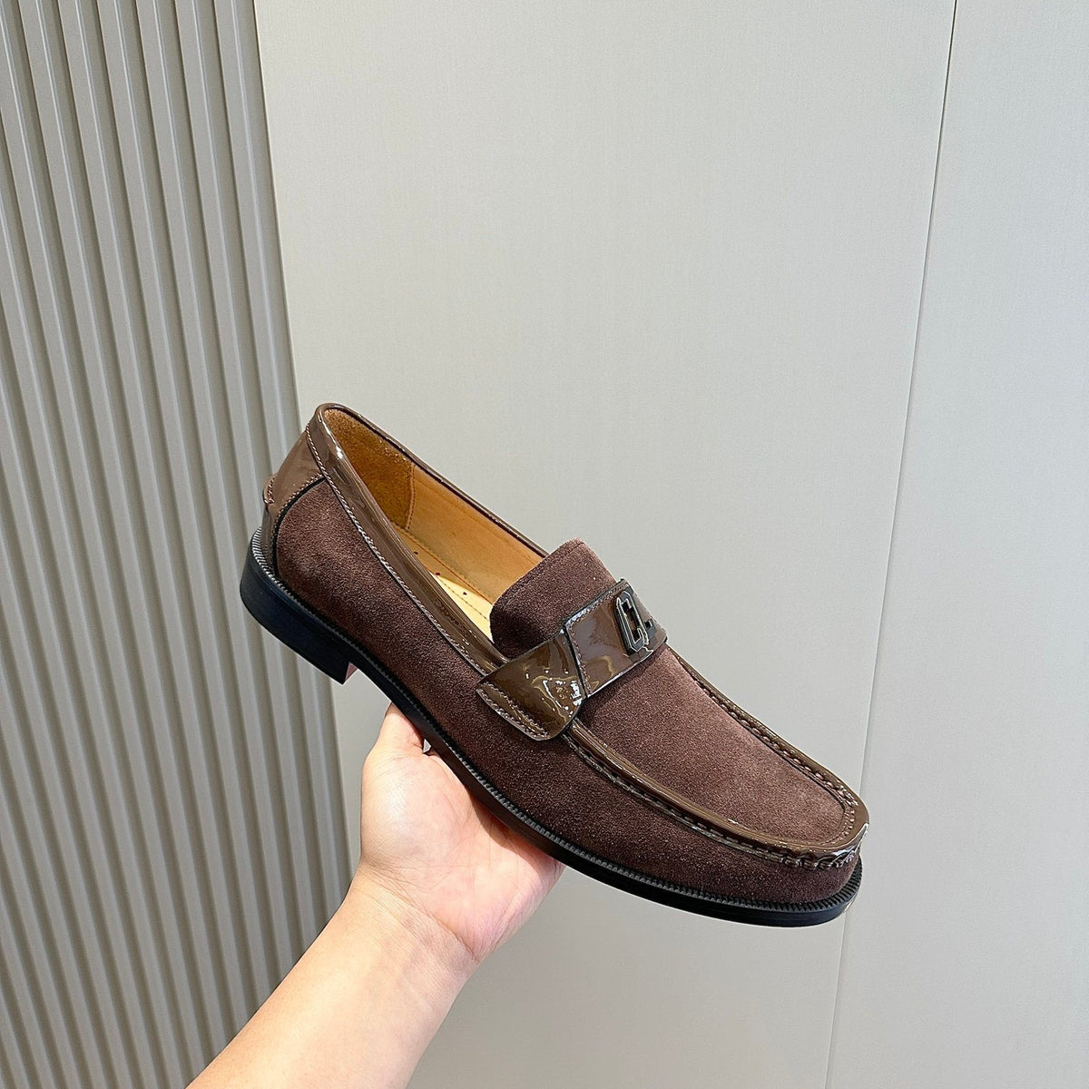 Mila's Edit - Best High-End Brands in One Place - AFFORDABLE LUXURY HEELS - 8049