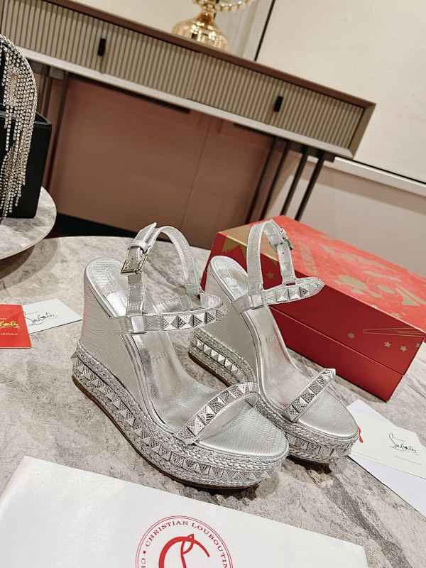 Dragons Bags - High-Quality Designer Products for You - AFFORDABLE LUXURY HEELS - 8323