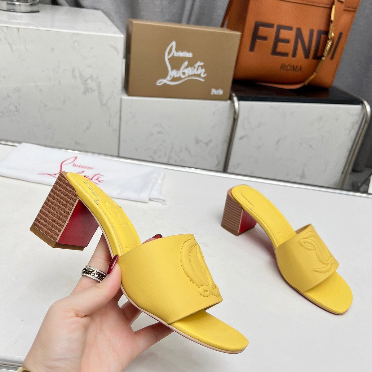 Mila's Edit - High-Quality Designer Products for You - AFFORDABLE LUXURY HEELS - 8055