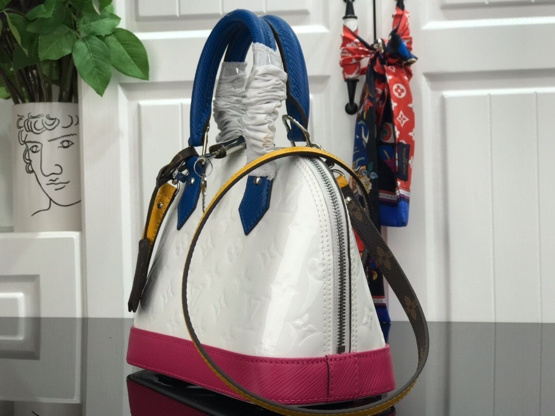 Mila's Edit - Premium Luxury Goods and Accessories - AFFORDABLE LUXURY BAGS - 4278