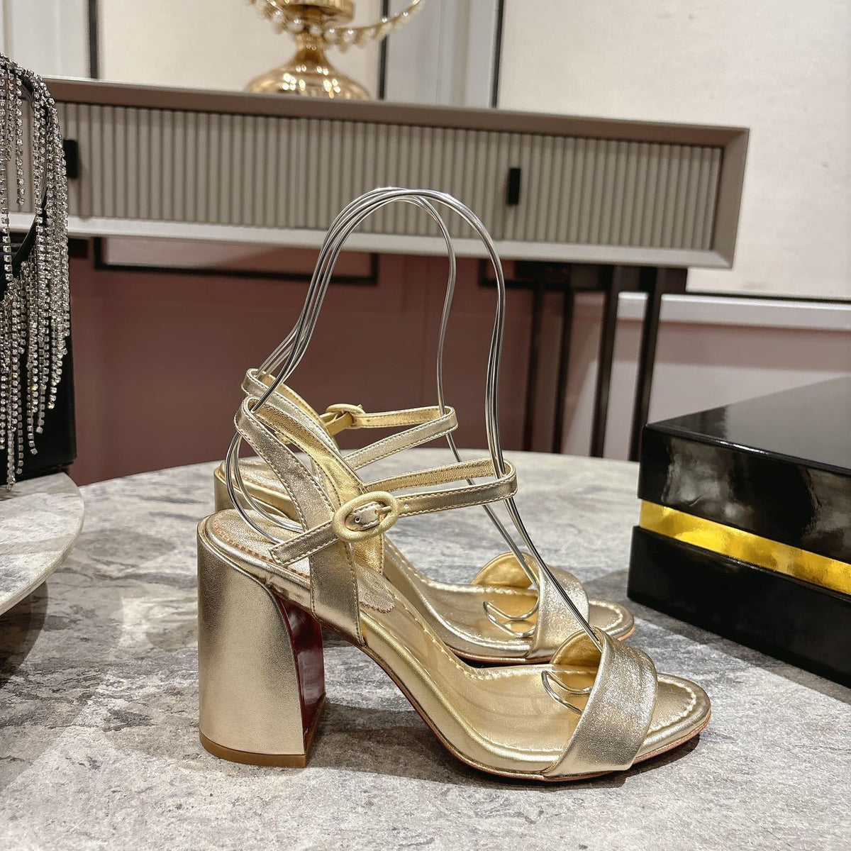 Mila's Edit - Premium Luxury Goods and Accessories - AFFORDABLE LUXURY HEELS - 8302