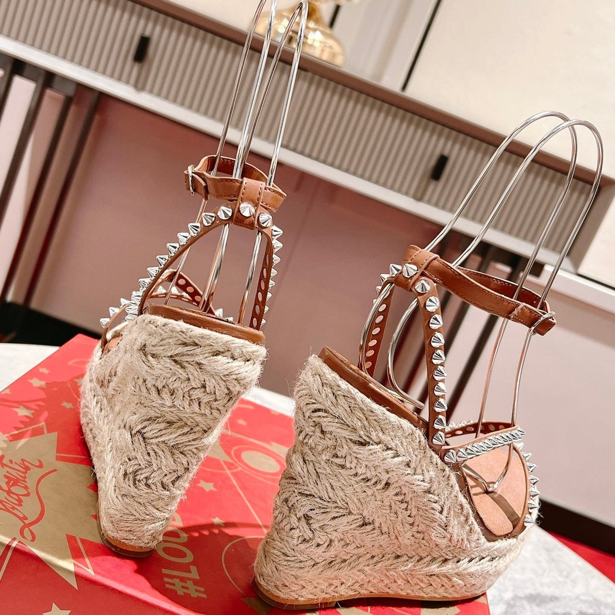Mila's Edit - High-Quality Designer Products for You - AFFORDABLE LUXURY HEELS - 8315