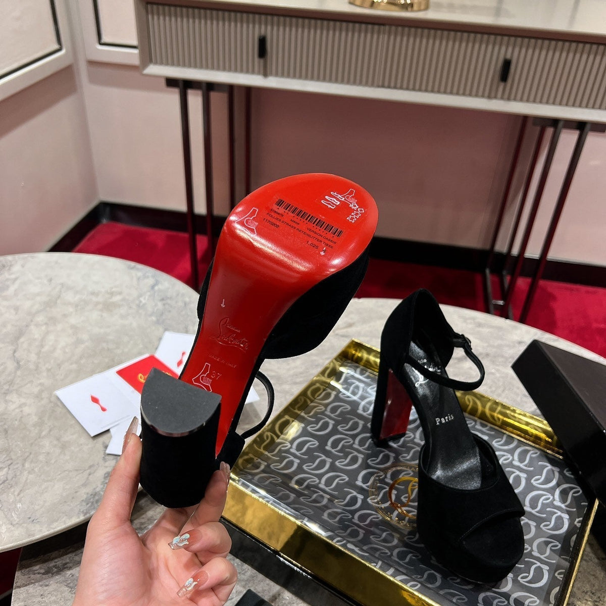 Mila's Edit - High-Quality Designer Products for You - AFFORDABLE LUXURY HEELS - 8239