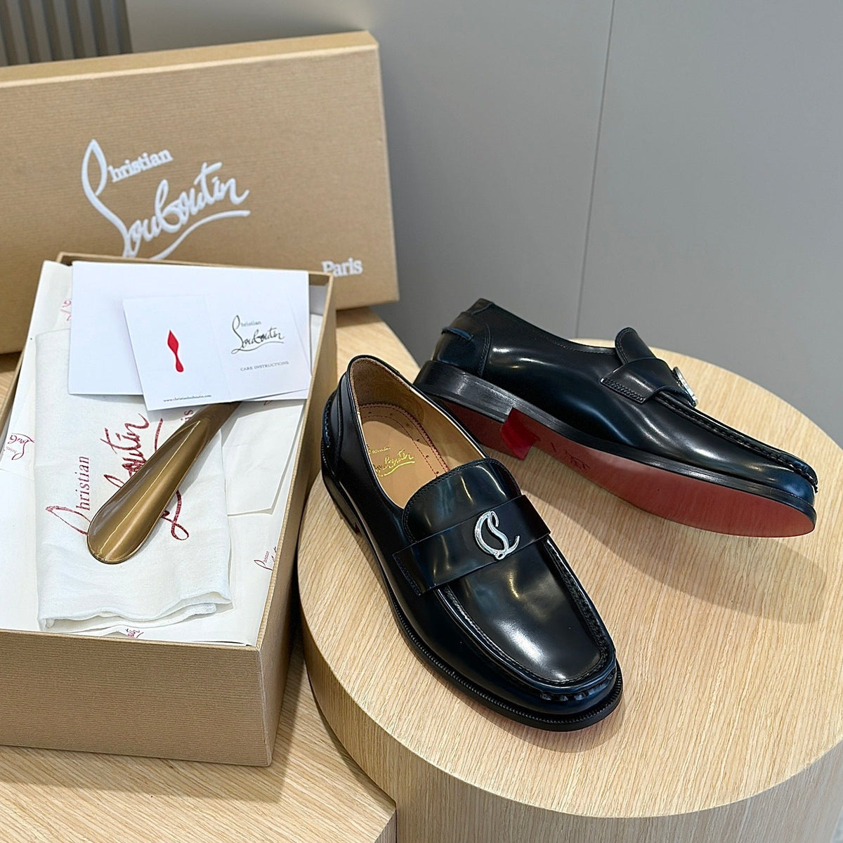 Mila's Edit - High-Quality Designer Products for You - AFFORDABLE LUXURY HEELS - 8047