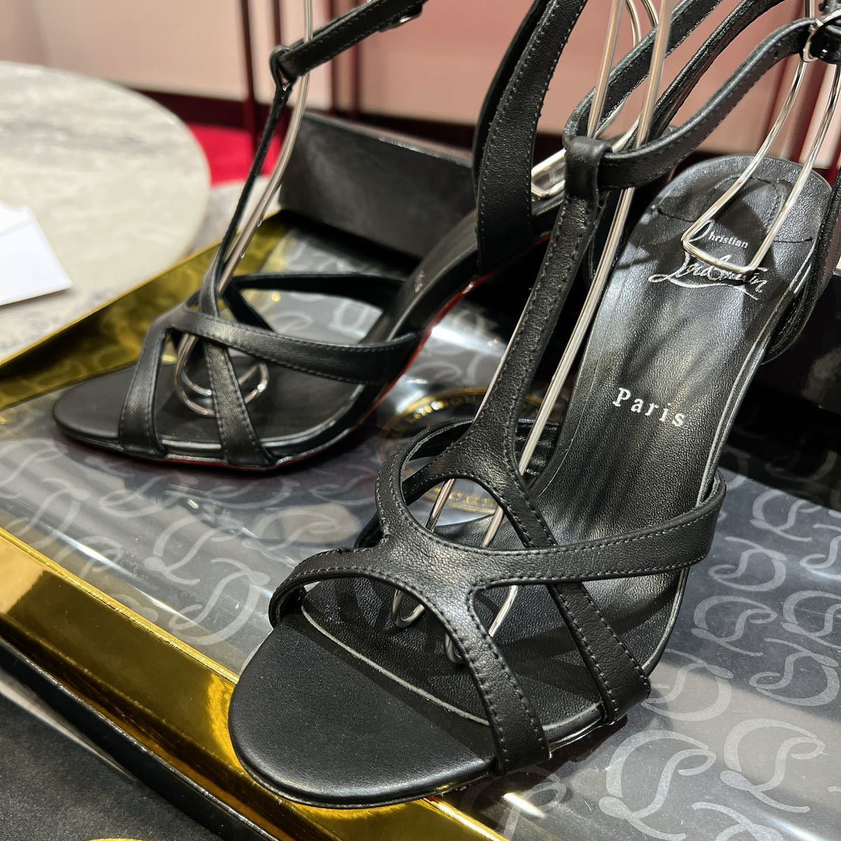 Mila's Edit - High-Quality Designer Products for You - AFFORDABLE LUXURY HEELS - 8075