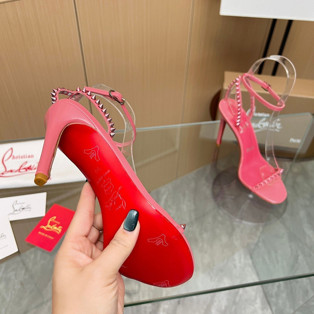 Mila's Edit - High-Quality Designer Products for You - AFFORDABLE LUXURY HEELS - 8083