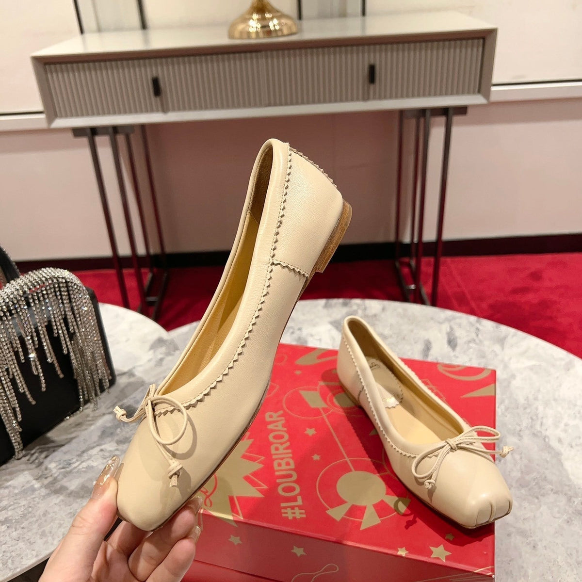 Mila's Edit - High-Quality Designer Products for You - AFFORDABLE LUXURY HEELS - 8231