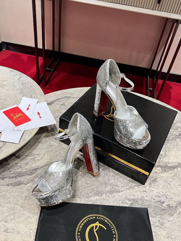 Mila's Edit - High-Quality Designer Products for You - AFFORDABLE LUXURY HEELS - 8235