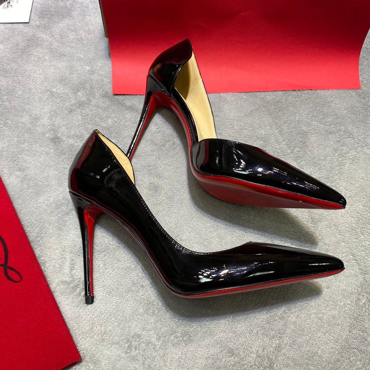 Mila's Edit - High-Quality Designer Products for You - AFFORDABLE LUXURY HEELS - 7947