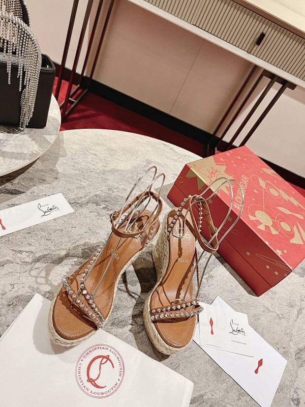 Mila's Edit - High-Quality Designer Products for You - AFFORDABLE LUXURY HEELS - 8315