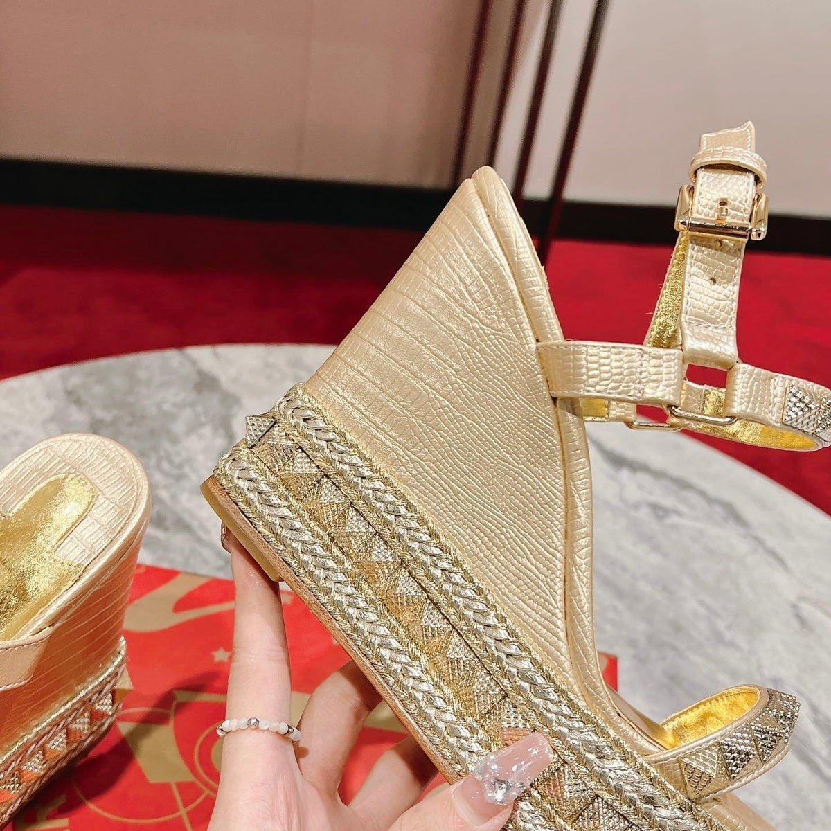Mila's Edit - Premium Luxury Goods and Accessories - AFFORDABLE LUXURY HEELS - 8318