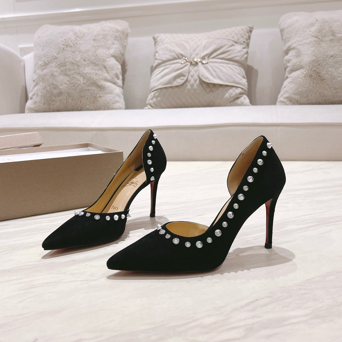 Mila's Edit - High-Quality Designer Products for You - AFFORDABLE LUXURY HEELS - 8211