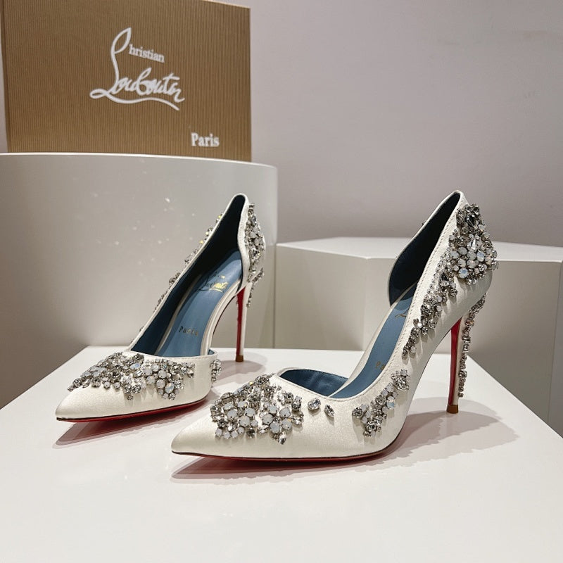 Mila's Edit - High-Quality Designer Products for You - AFFORDABLE LUXURY HEELS - 8027