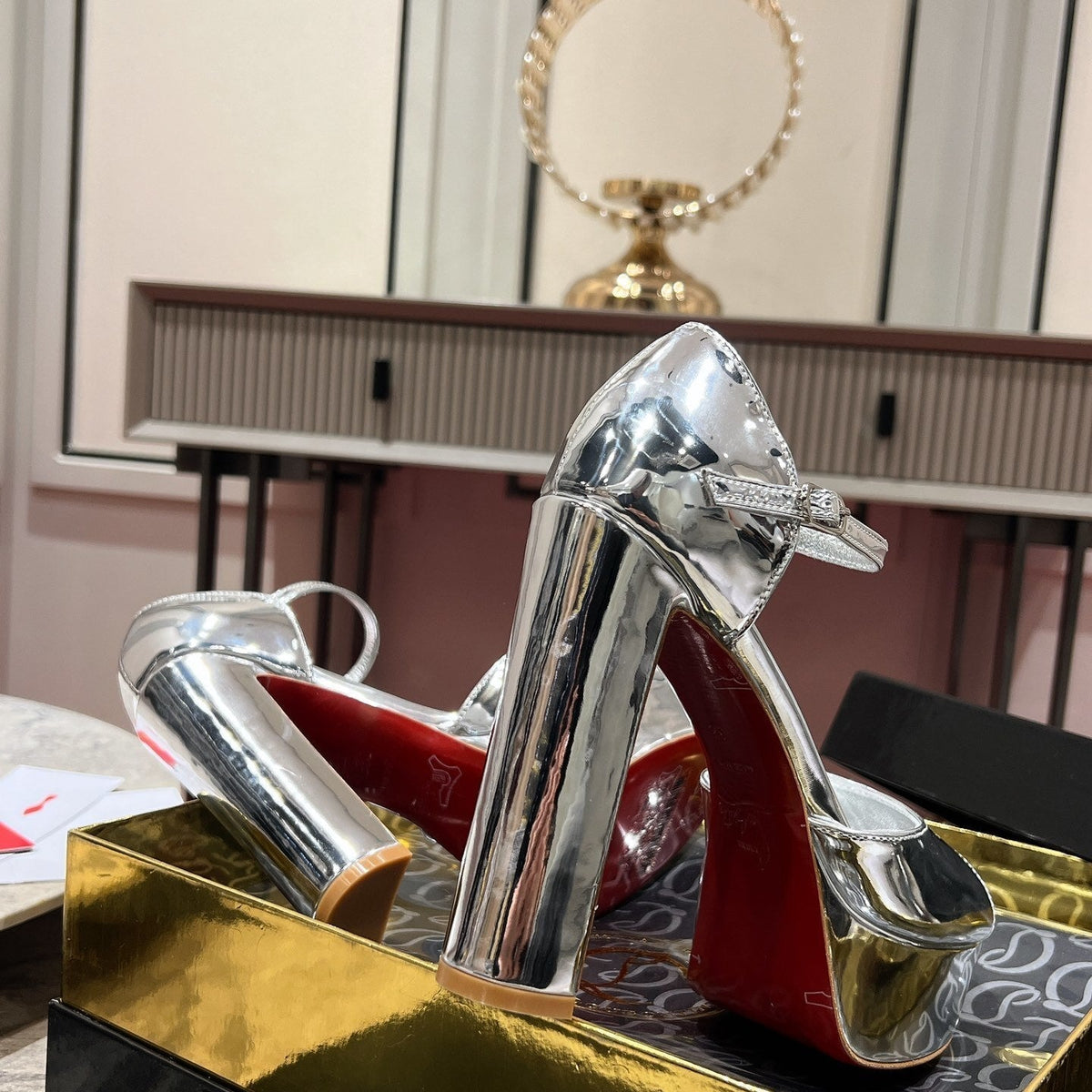 Mila's Edit - Premium Luxury Goods and Accessories - AFFORDABLE LUXURY HEELS - 8242