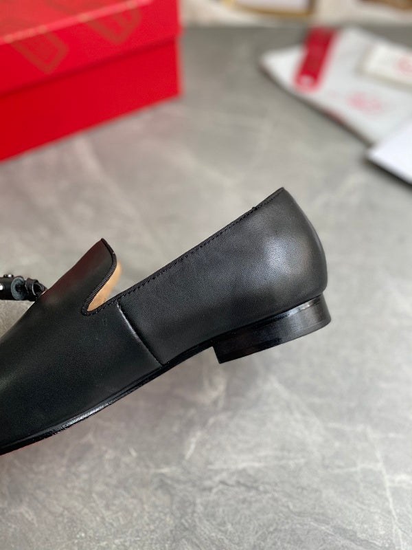 Mila's Edit - High-Quality Designer Products for You - AFFORDABLE LUXURY HEELS - 8259