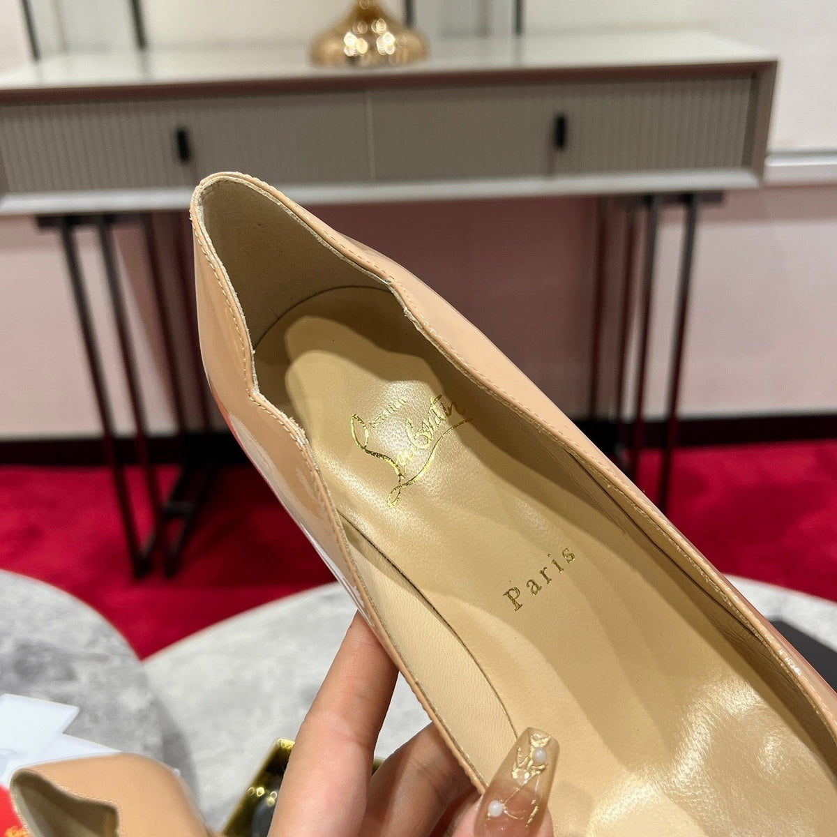 Mila's Edit - High-Quality Designer Products for You - AFFORDABLE LUXURY HEELS - 8187