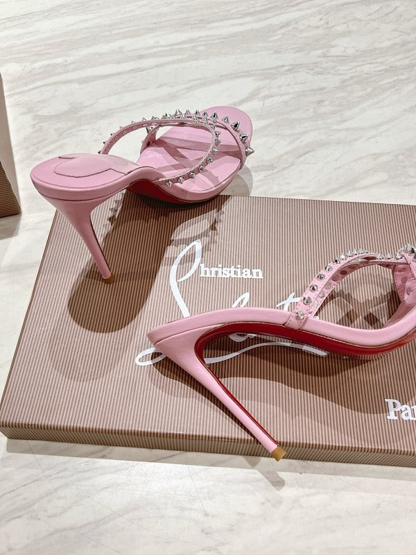 Mila's Edit - High-Quality Designer Products for You - AFFORDABLE LUXURY HEELS - 8287