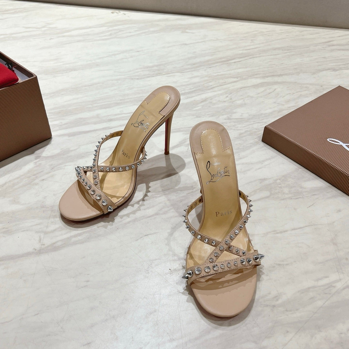 Mila's Edit - Best High-End Brands in One Place - AFFORDABLE LUXURY HEELS - 8289