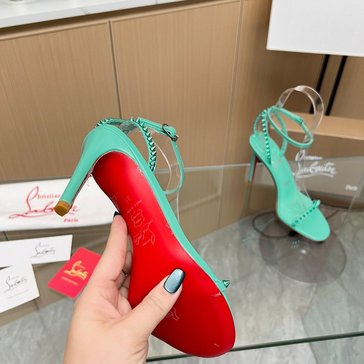 Mila's Edit - Best High-End Brands in One Place - AFFORDABLE LUXURY HEELS - 8081