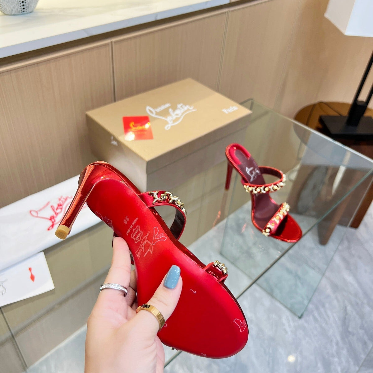 Mila's Edit - High-Quality Designer Products for You - AFFORDABLE LUXURY HEELS - 8011