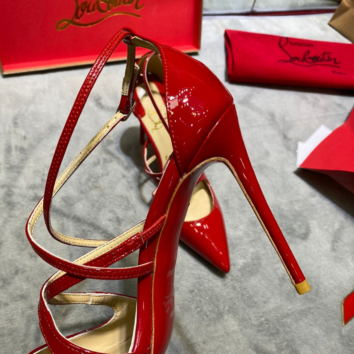 Mila's Edit - High-Quality Designer Products for You - AFFORDABLE LUXURY HEELS - 7951