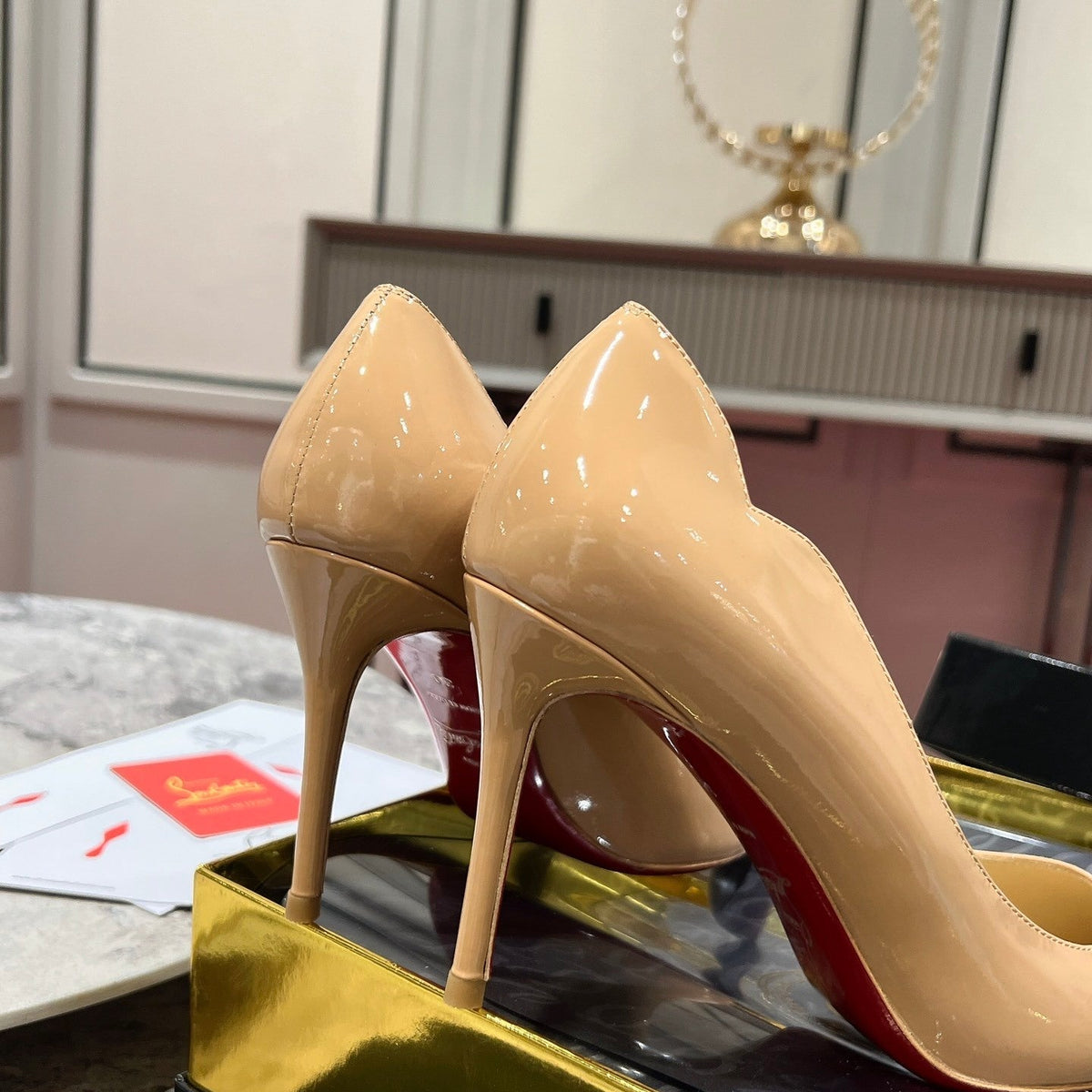 Mila's Edit - High-Quality Designer Products for You - AFFORDABLE LUXURY HEELS - 8187