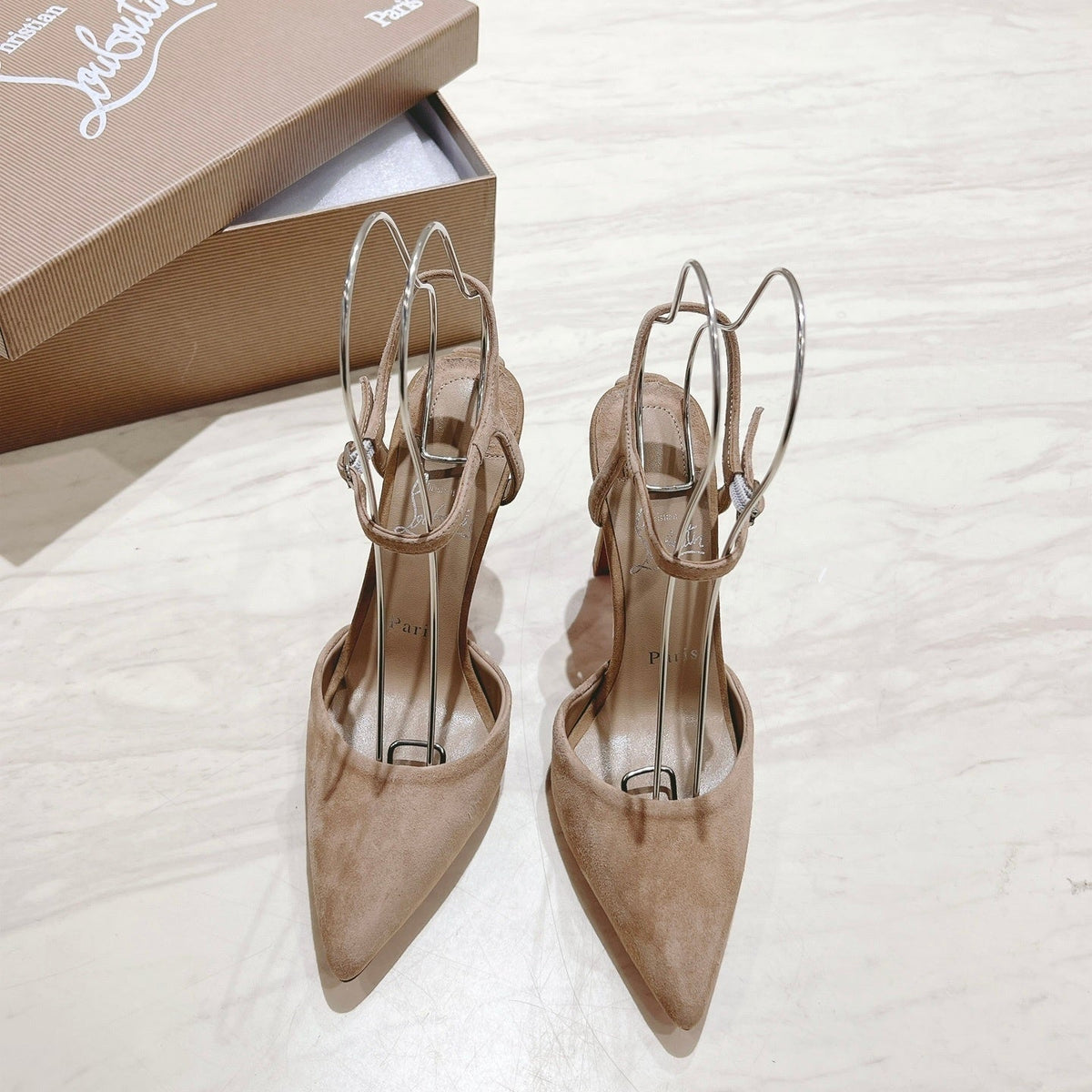 Mila's Edit - High-Quality Designer Products for You - AFFORDABLE LUXURY HEELS - 8167