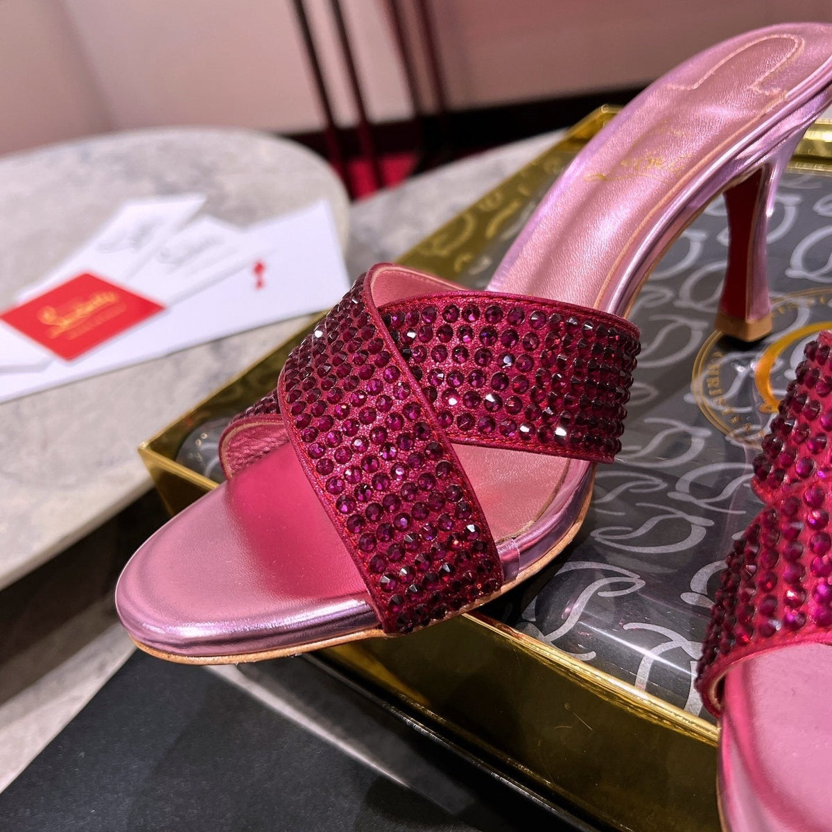 Mila's Edit - High-Quality Designer Products for You - AFFORDABLE LUXURY HEELS - 8087