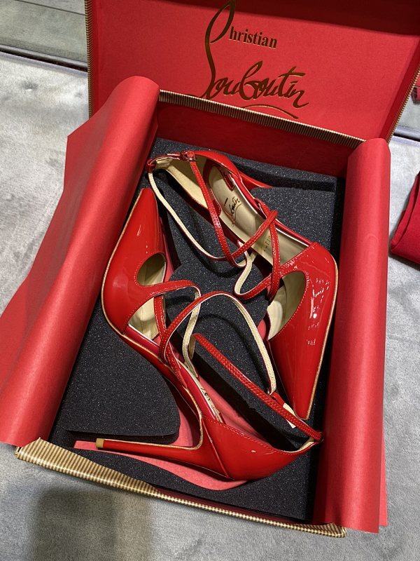 Mila's Edit - High-Quality Designer Products for You - AFFORDABLE LUXURY HEELS - 7951