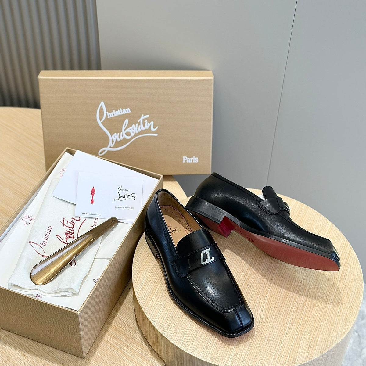 Mila's Edit - High-Quality Designer Products for You - AFFORDABLE LUXURY HEELS - 8043