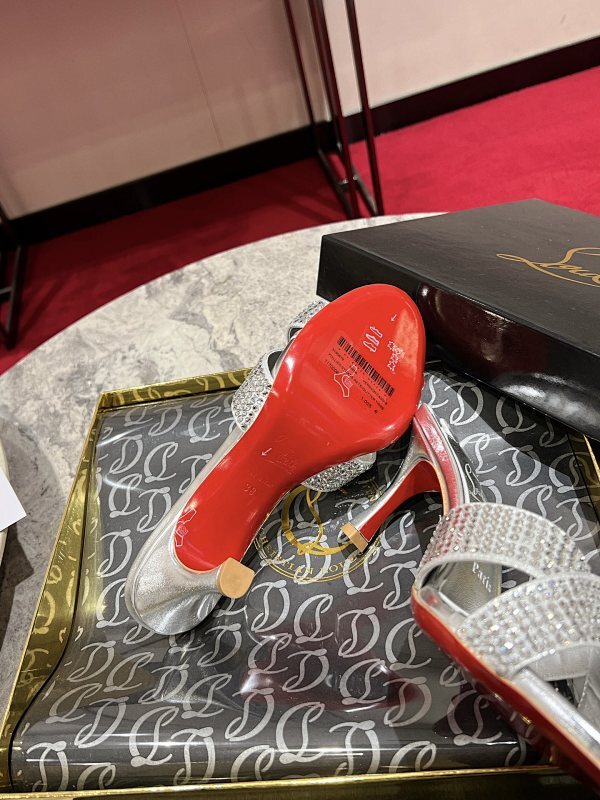 Mila's Edit - High-Quality Designer Products for You - AFFORDABLE LUXURY HEELS - 8079
