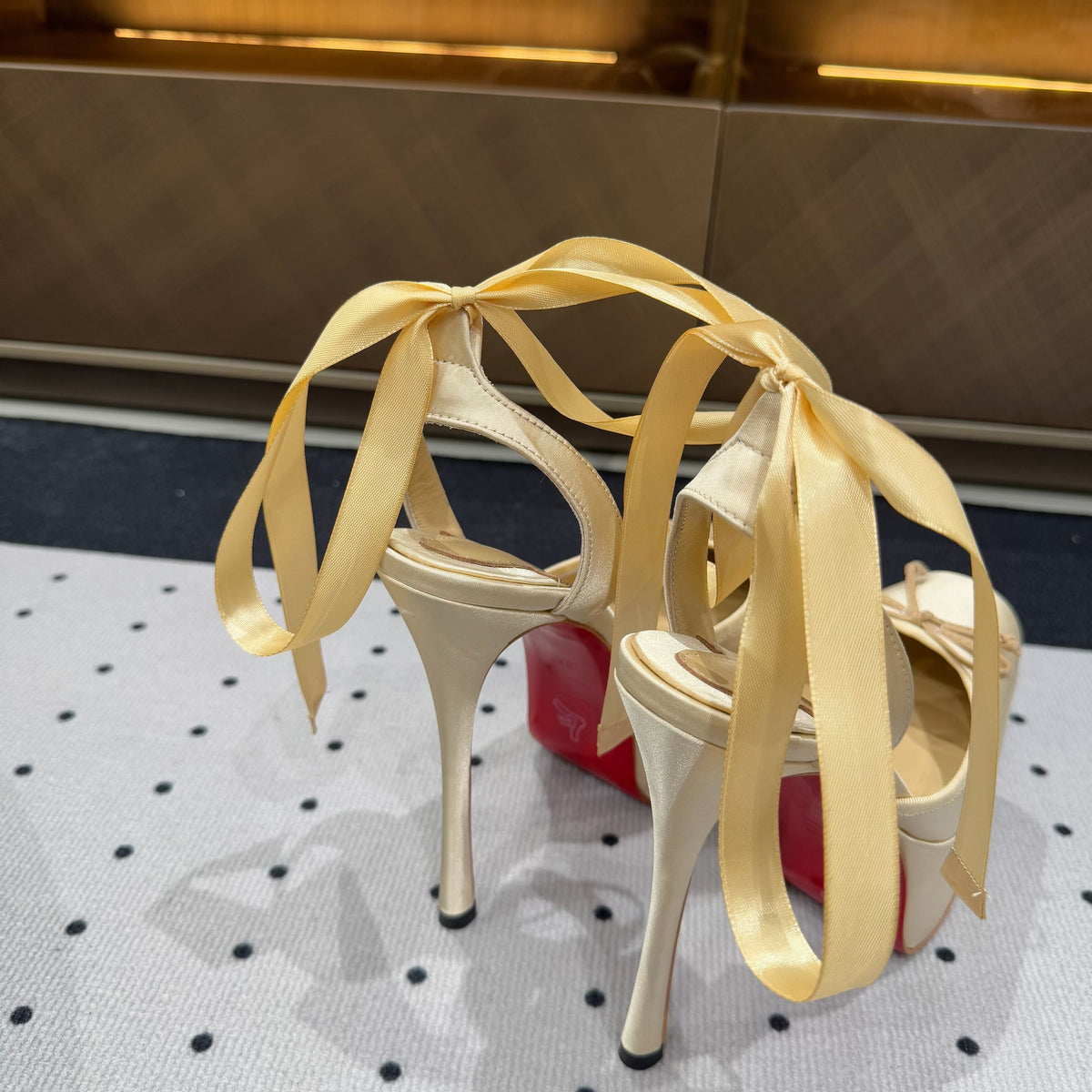 Mila's Edit - Premium Luxury Goods and Accessories - AFFORDABLE LUXURY HEELS - 8218