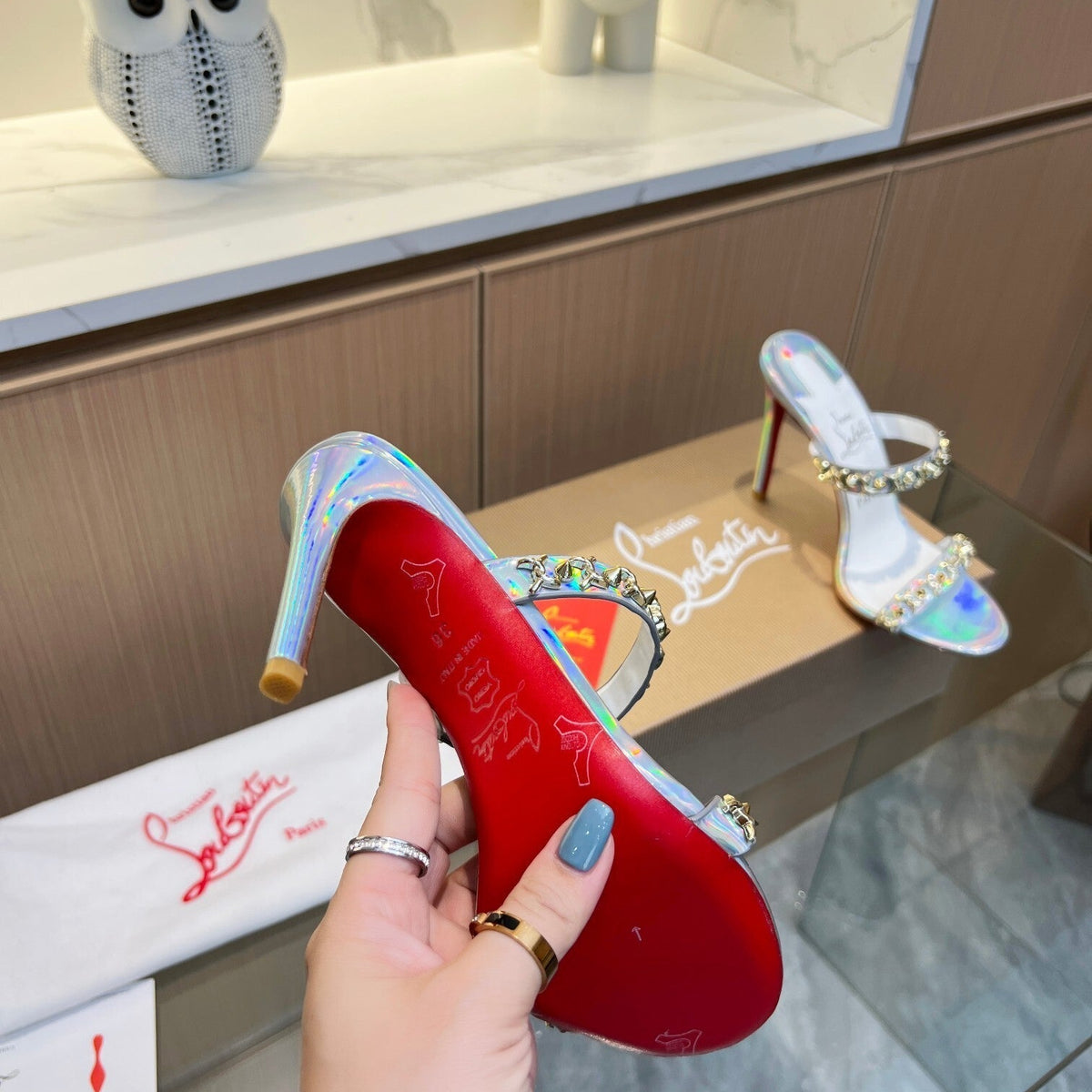 Mila's Edit - High-Quality Designer Products for You - AFFORDABLE LUXURY HEELS - 8007