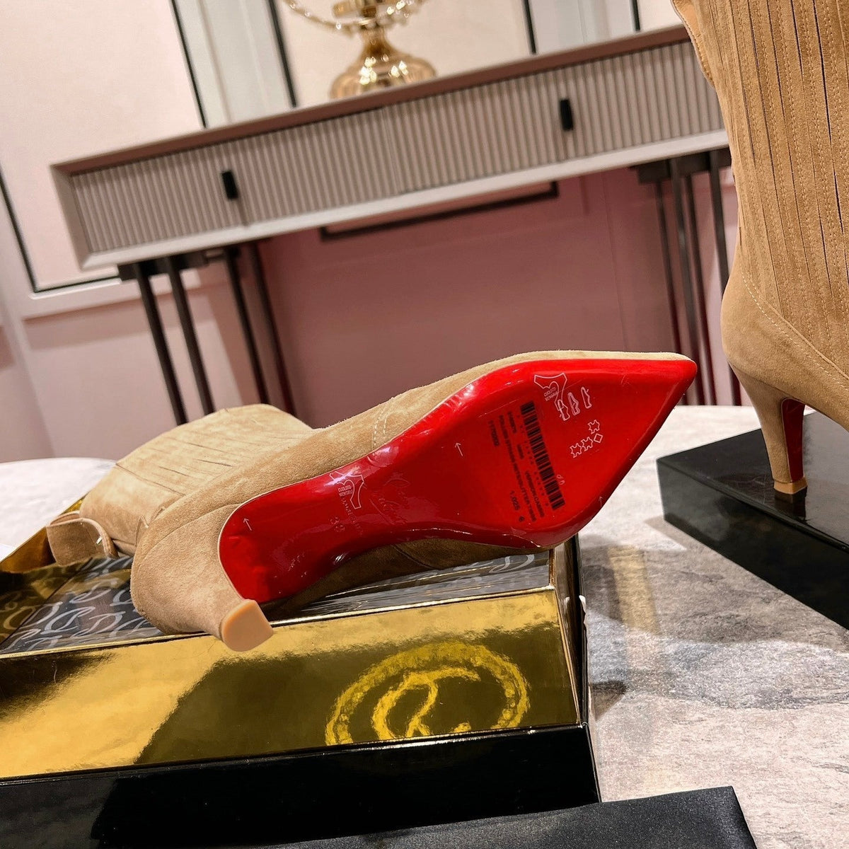 Mila's Edit - Best High-End Brands in One Place - AFFORDABLE LUXURY HEELS - 8165