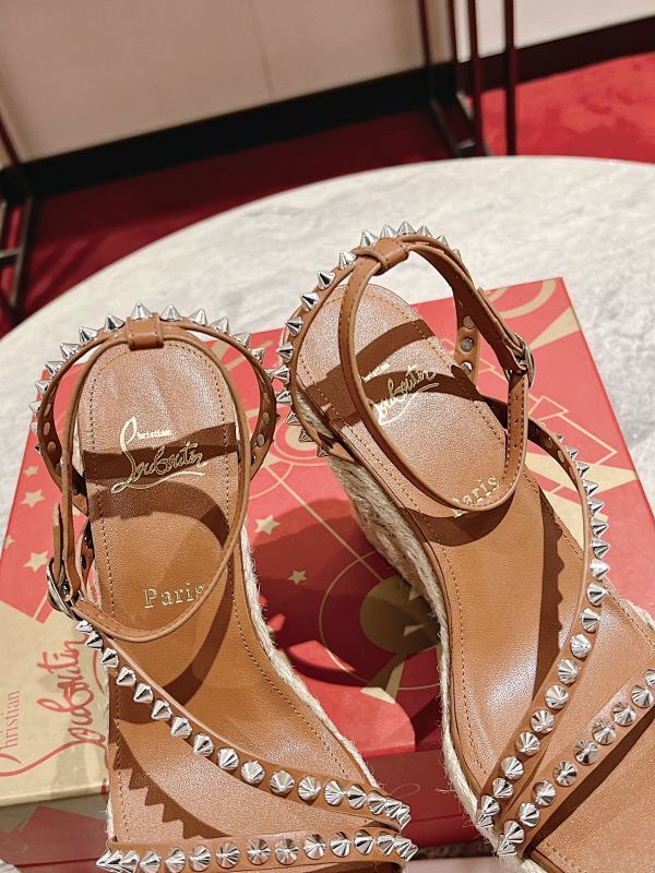 Mila's Edit - High-Quality Designer Products for You - AFFORDABLE LUXURY HEELS - 8315