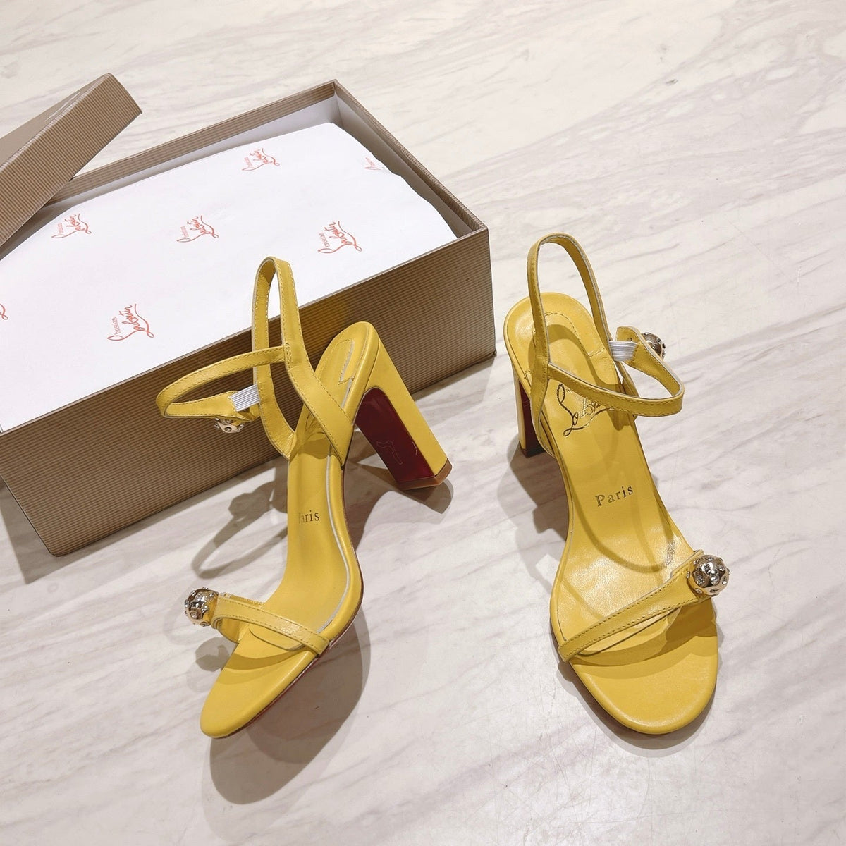 Mila's Edit - High-Quality Designer Products for You - AFFORDABLE LUXURY HEELS - 8207