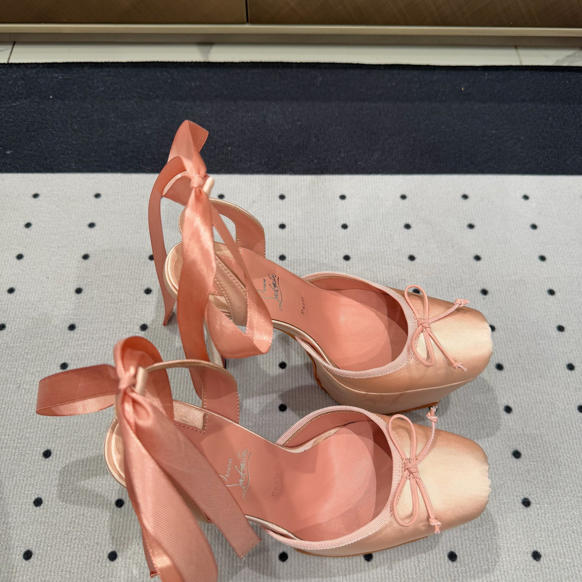 Mila's Edit - High-Quality Designer Products for You - AFFORDABLE LUXURY HEELS - 8219