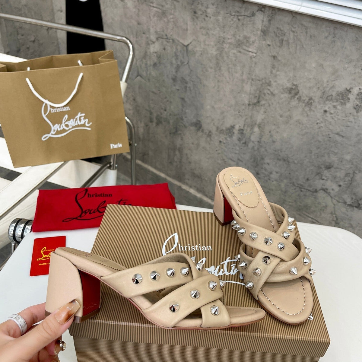 Mila's Edit - High-Quality Designer Products for You - AFFORDABLE LUXURY HEELS - 8003