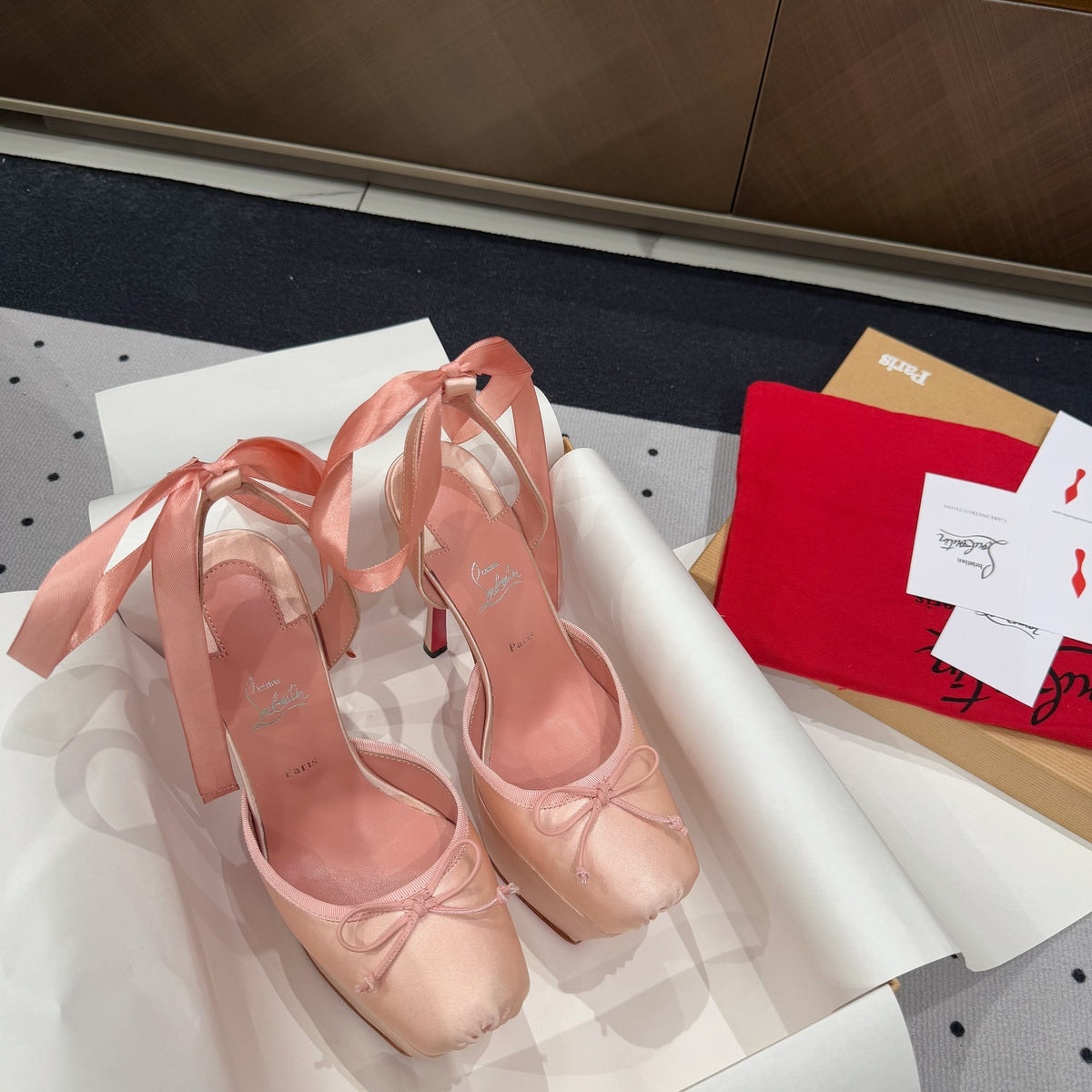 Mila's Edit - High-Quality Designer Products for You - AFFORDABLE LUXURY HEELS - 8219