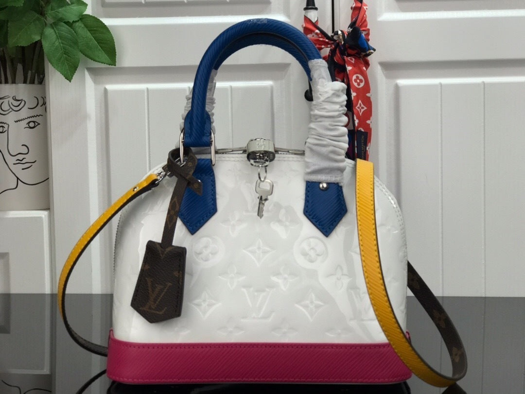 Mila's Edit - Premium Luxury Goods and Accessories - AFFORDABLE LUXURY BAGS - 4278