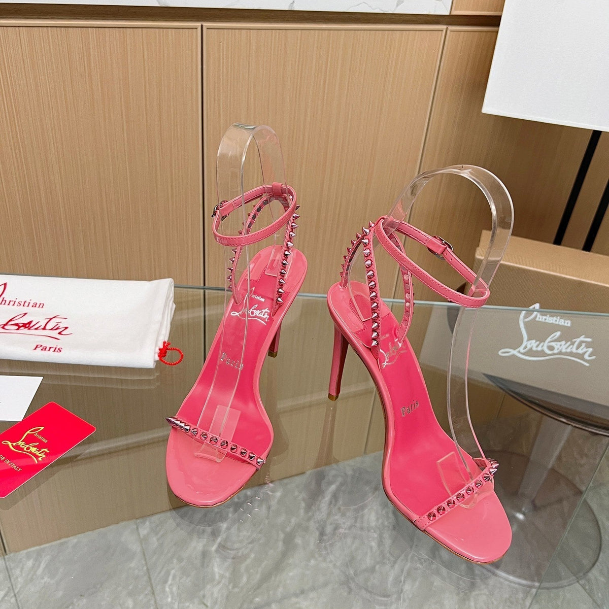Mila's Edit - High-Quality Designer Products for You - AFFORDABLE LUXURY HEELS - 8083