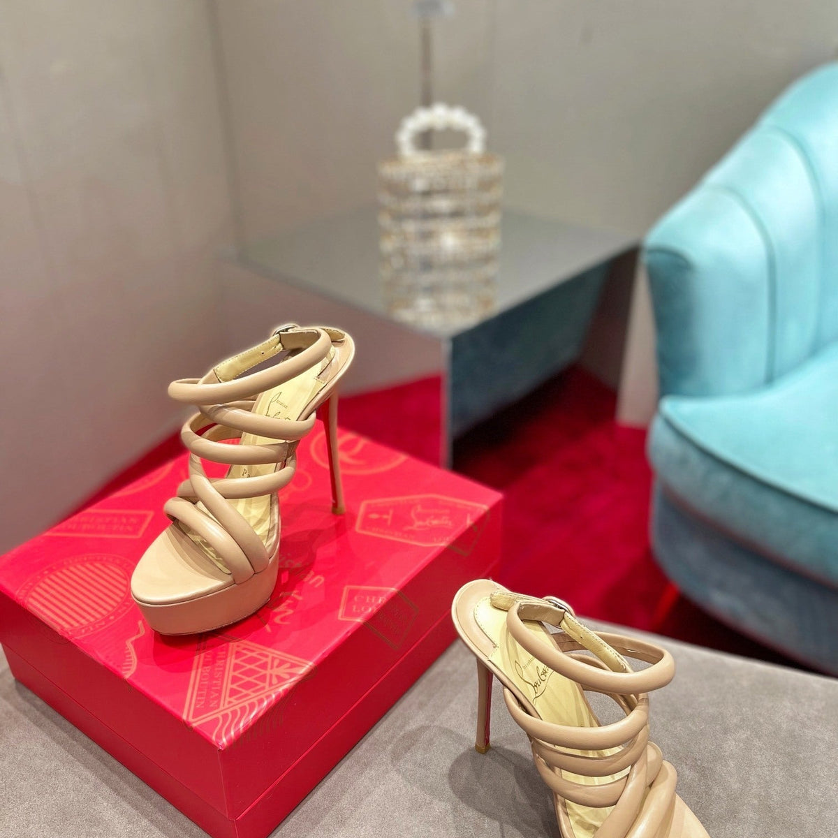Mila's Edit - High-Quality Designer Products for You - AFFORDABLE LUXURY HEELS - 7955