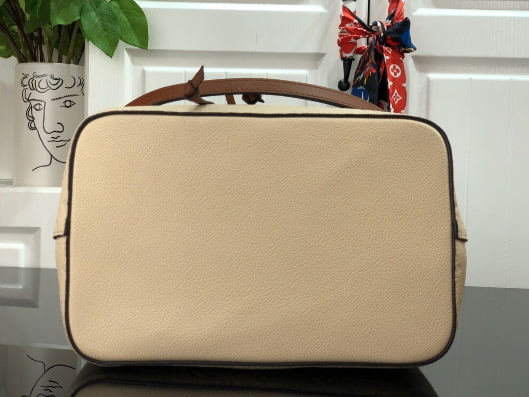 Mila's Edit - High-Quality Designer Products for You - AFFORDABLE LUXURY BAGS - 4275