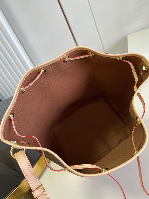I W Fashion Lu-Vi bags - 17151